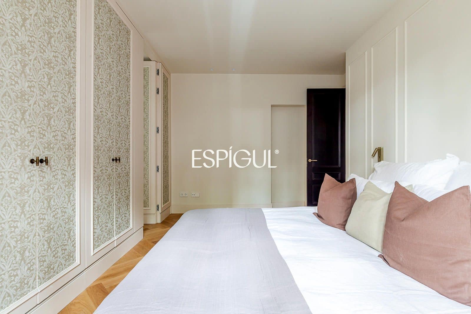 3 soveværelse Lejlighed til salg i Madrid by - € 2.300.000 (Ref: 10165692)
