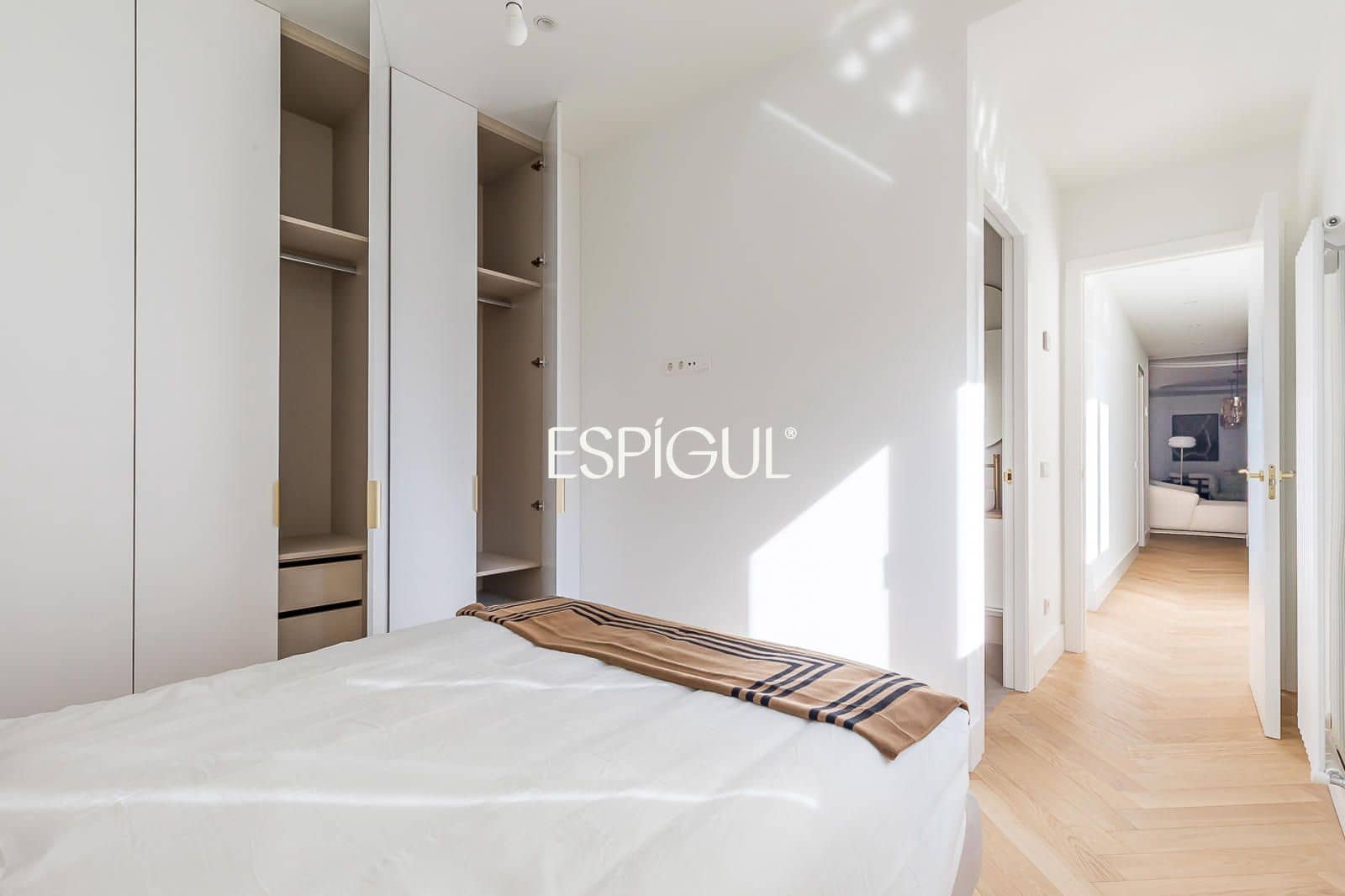 3 bedroom Flat for sale in Madrid city - € 1,490,000 (Ref: 10165693)