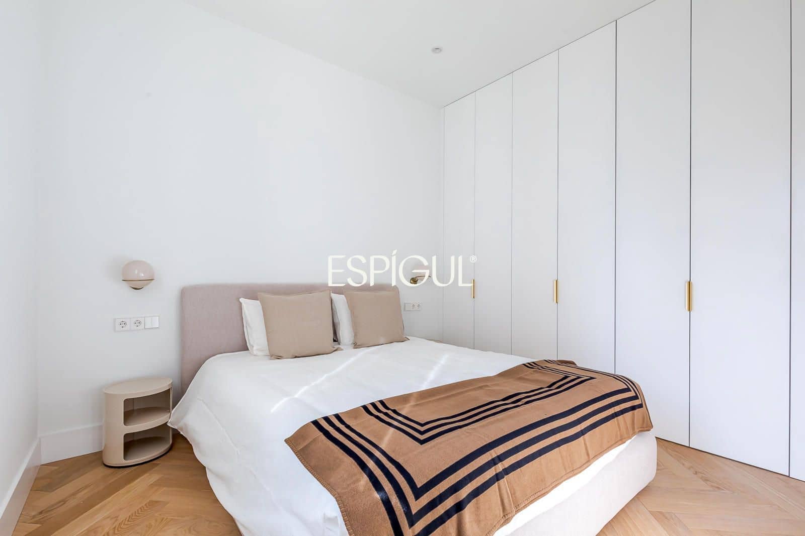 3 bedroom Flat for sale in Madrid city - € 1,490,000 (Ref: 10165693)