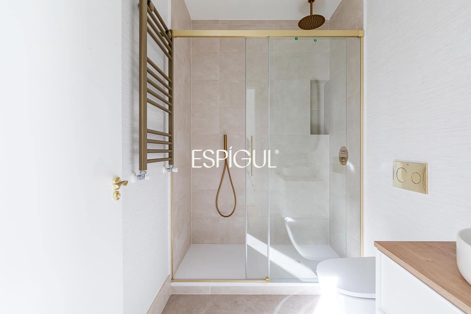 3 bedroom Flat for sale in Madrid city - € 1,490,000 (Ref: 10165693)