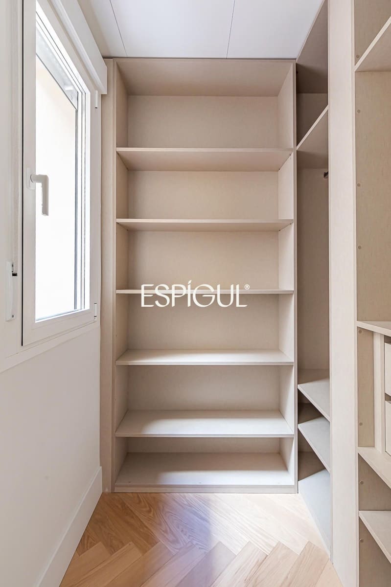 3 bedroom Flat for sale in Madrid city - € 1,490,000 (Ref: 10165693)