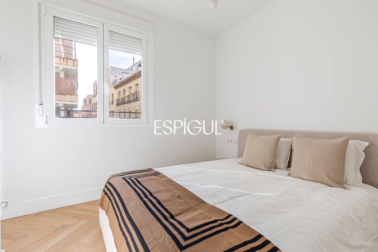 3 bedroom Flat for sale in Madrid city - € 1,490,000 (Ref: 10165693)