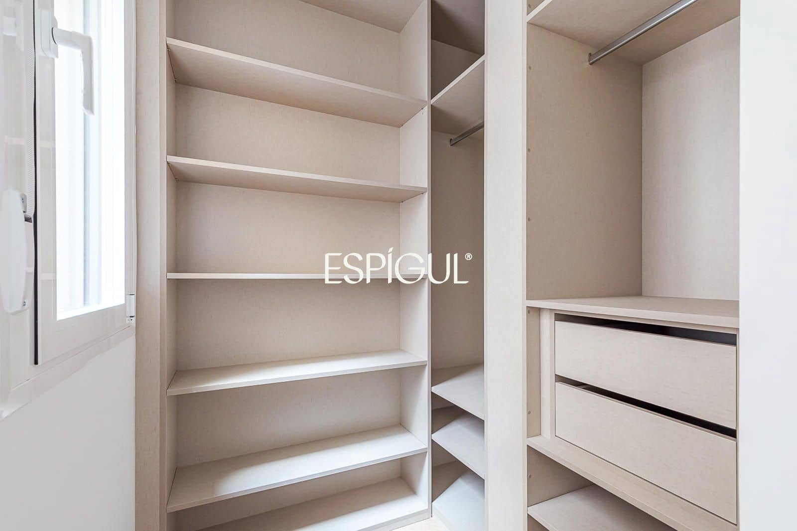 3 bedroom Flat for sale in Madrid city - € 1,490,000 (Ref: 10165693)