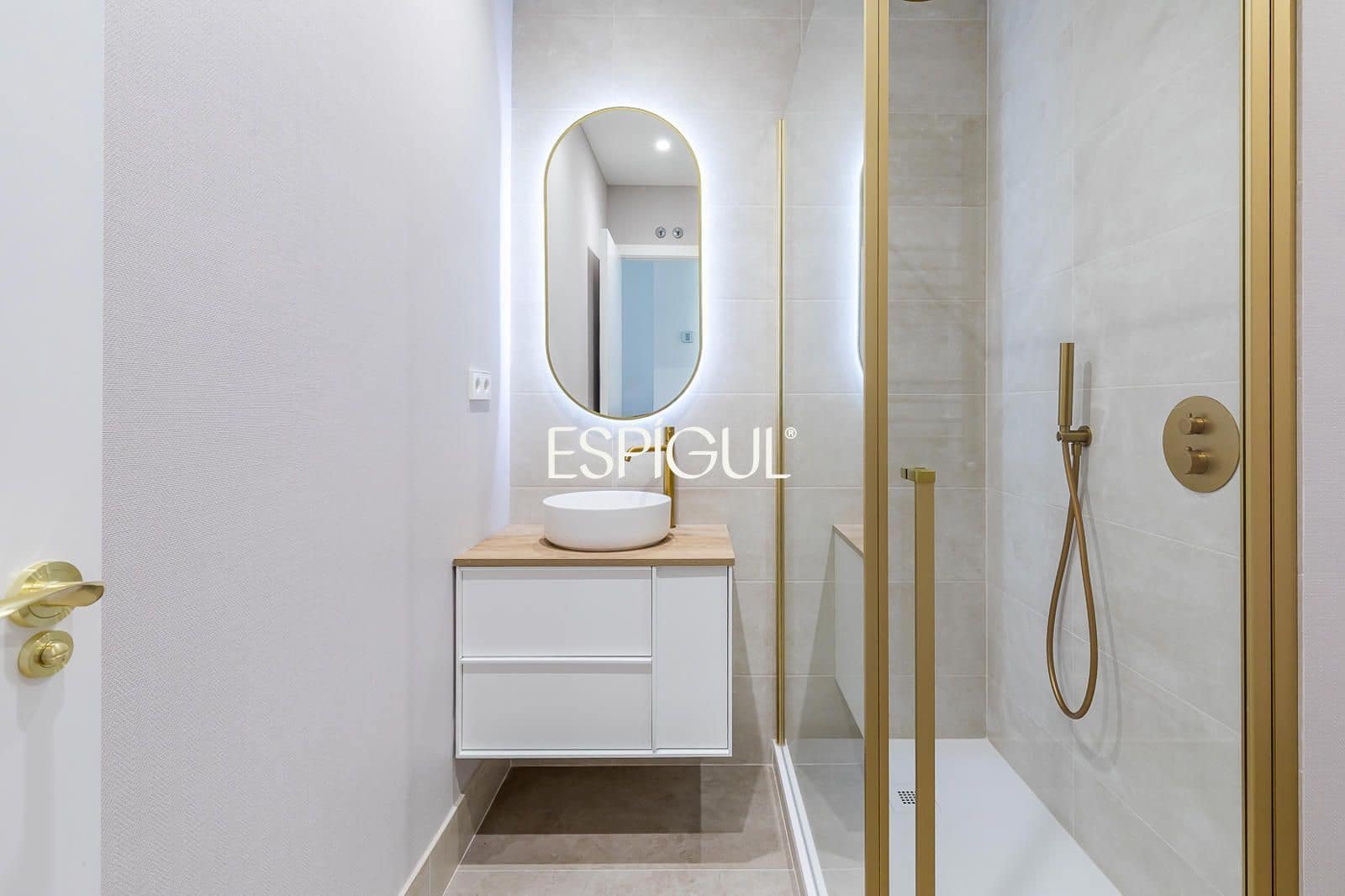 3 bedroom Flat for sale in Madrid city - € 1,490,000 (Ref: 10165693)