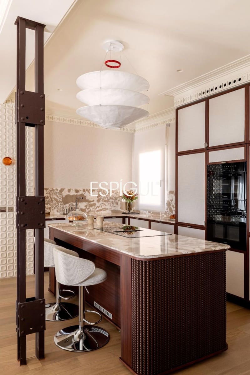 3 soveværelse Lejlighed til salg i Madrid by - € 2.950.000 (Ref: 10167535)