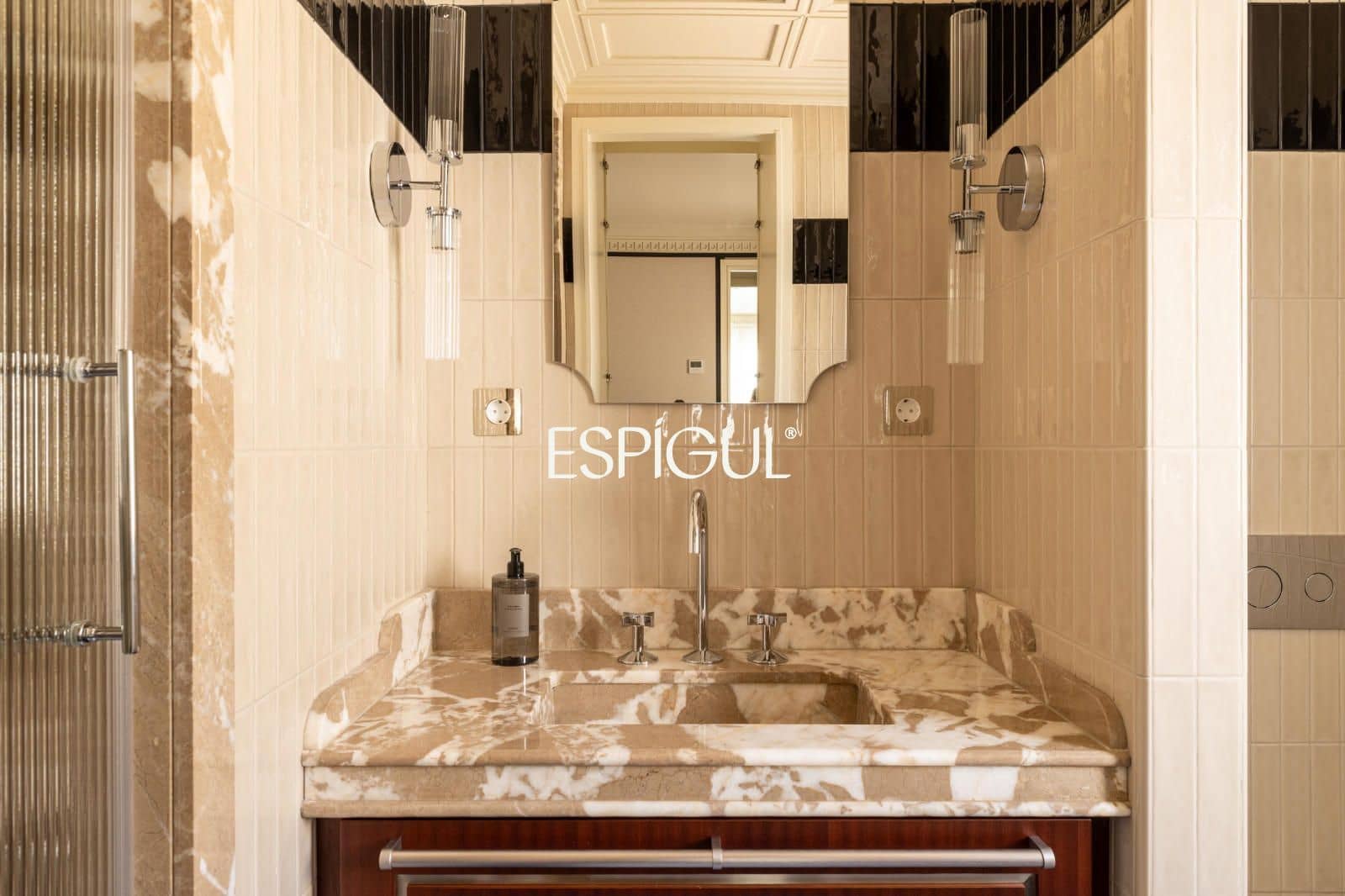 3 soveværelse Lejlighed til salg i Madrid by - € 2.950.000 (Ref: 10167535)