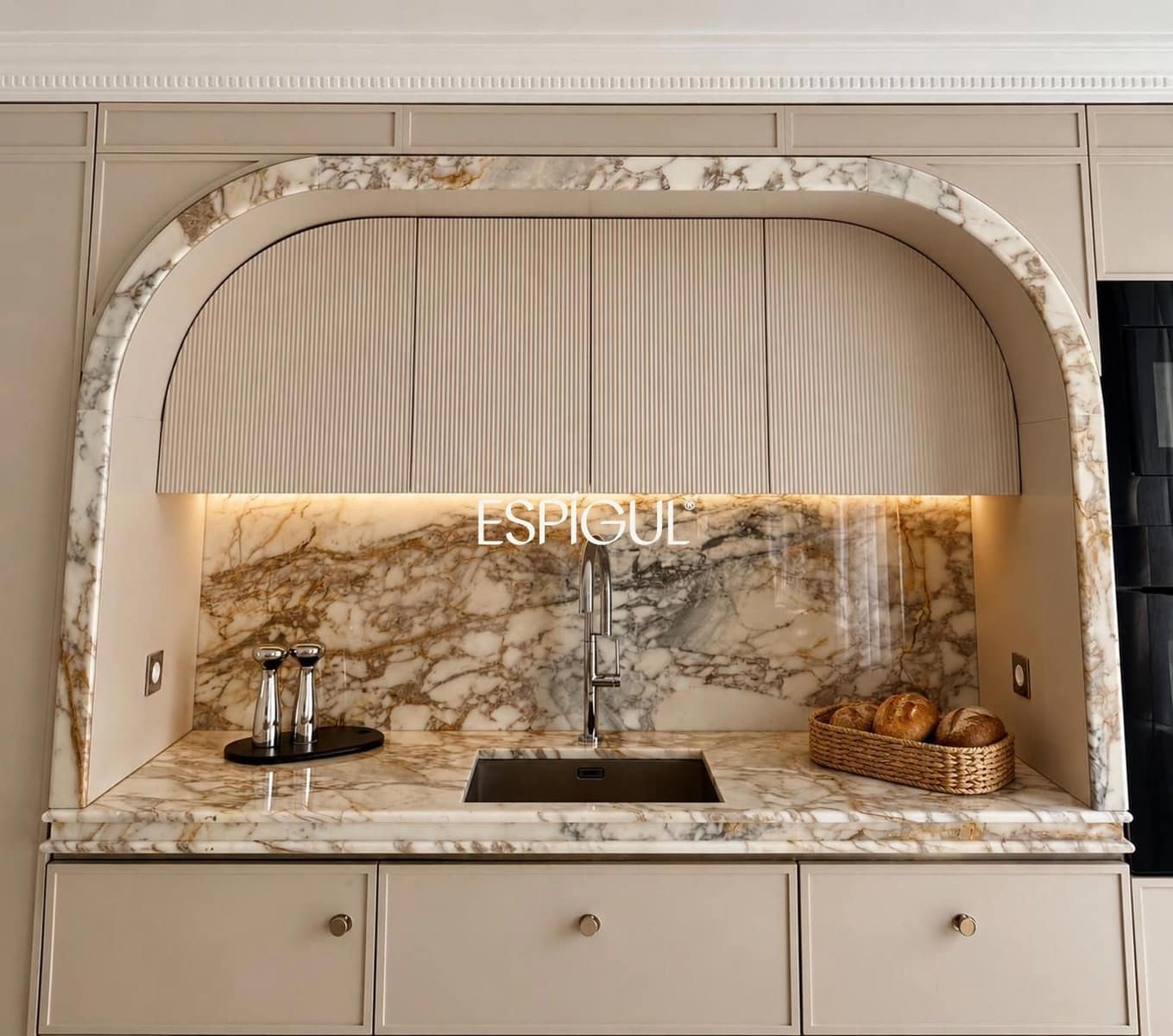 3 bedroom Flat for sale in Madrid city - € 2,600,000 (Ref: 10167536)