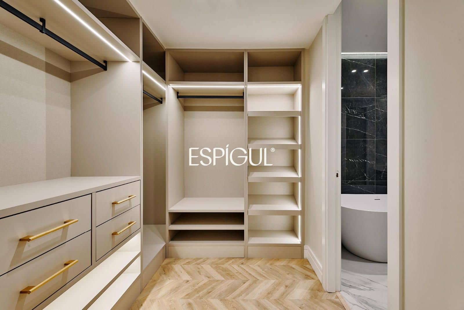 3 soveværelse Lejlighed til salg i Madrid by - € 2.099.000 (Ref: 10169317)