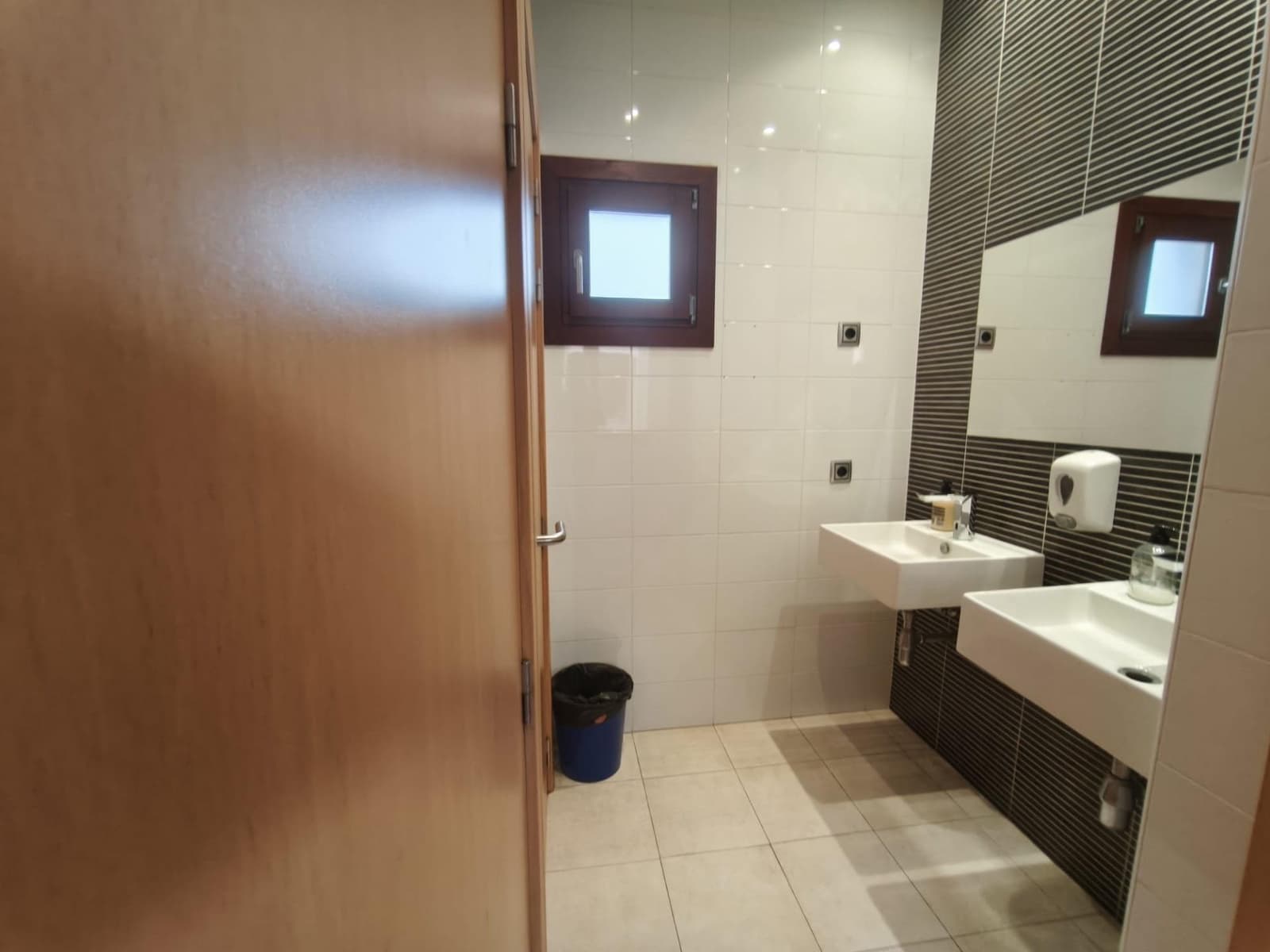 2 bedroom Office for rent in Palma de Mallorca - € 1,200 (Ref: 10022990)