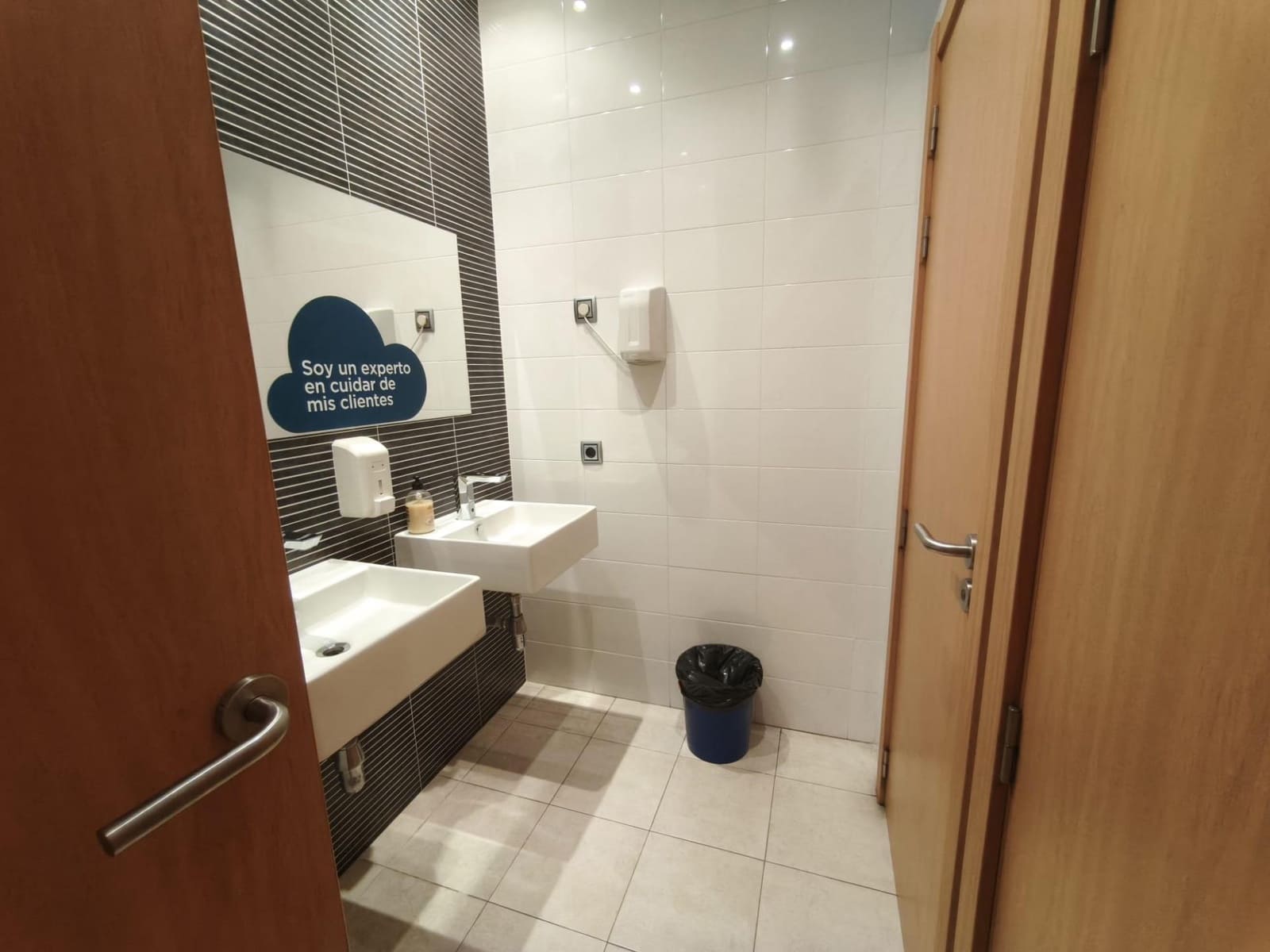 2 bedroom Office for rent in Palma de Mallorca - € 1,200 (Ref: 10022990)