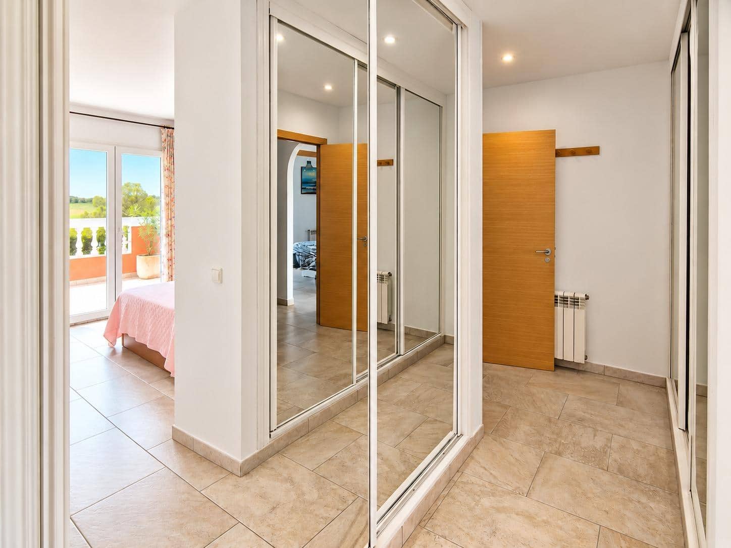 4 soverom Villa til salgs i El Toro / Port Adriano med svømmebasseng garasje - € 1 590 000 (Ref: 10136205)