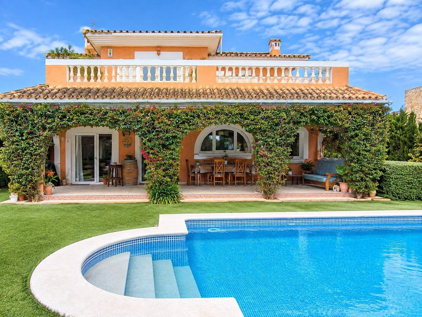 4 soverom Villa til salgs i El Toro / Port Adriano med svømmebasseng garasje - € 1 590 000 (Ref: 10136205)