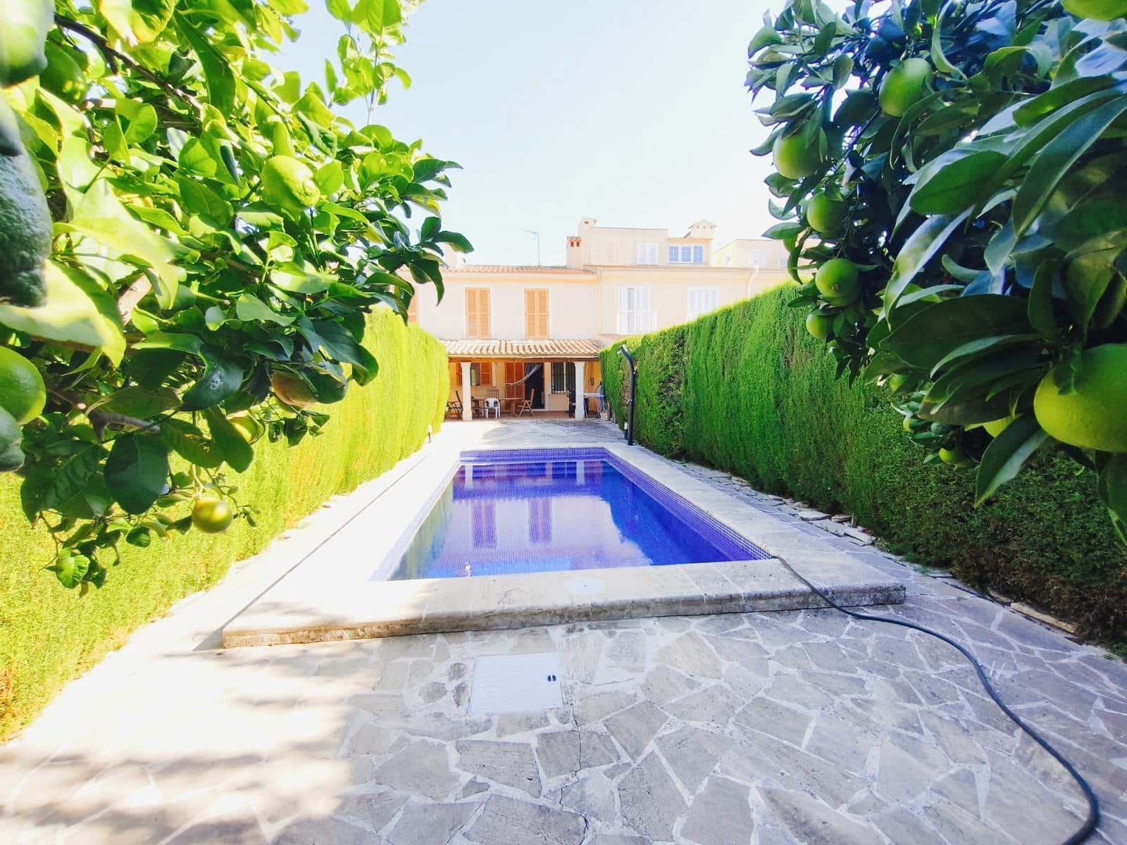 3 soverom Rekkehus til salgs i Palma de Mallorca med svømmebasseng garasje - € 849 000 (Ref: 10139844)