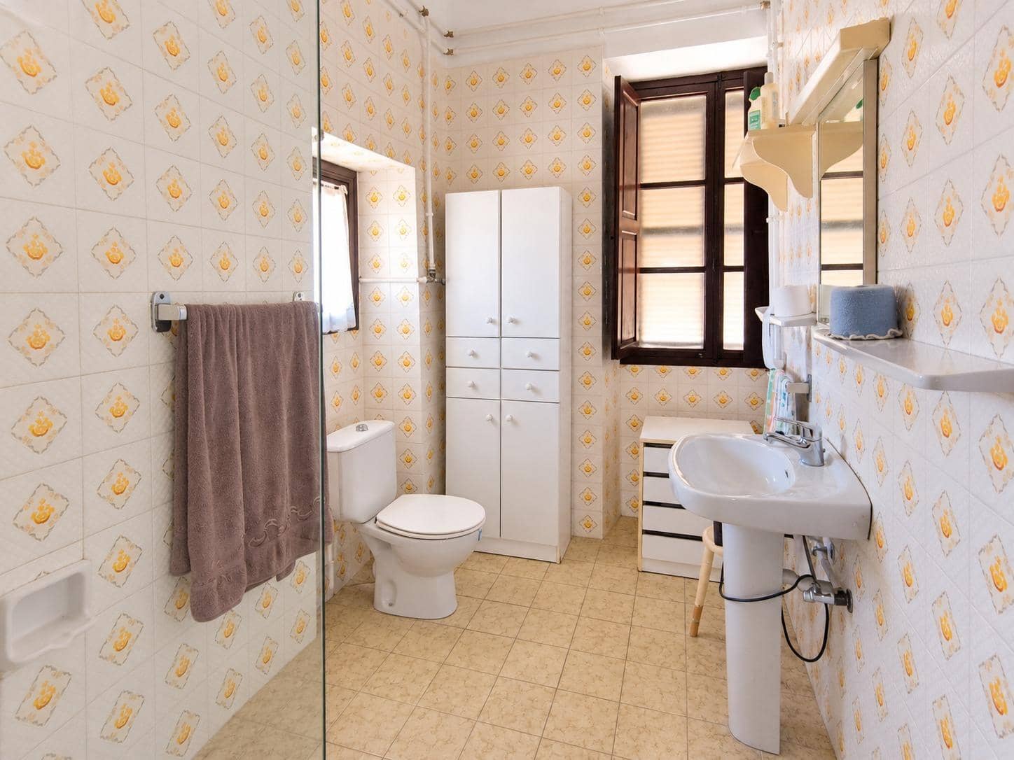 4 soveværelse Villa til salg i Palma de Mallorca med swimmingpool garage - € 700.000 (Ref: 10165173)