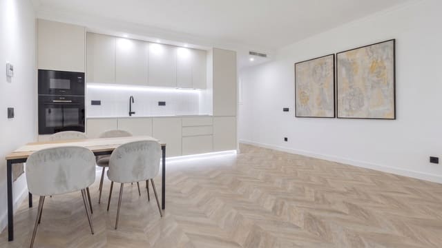3 Zimmer Wohnung zu verkaufen in El Barri Gòtic, Barcelona Stadt - 549.000 € (Ref: 10027593)