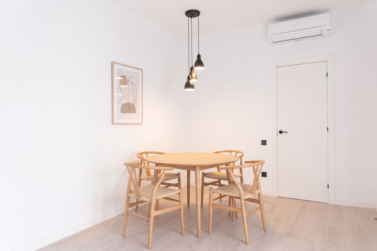 Piso de 3 habitaciones en Esplugues de Llobregat en venta - 349.000 € (Ref: 10094638)