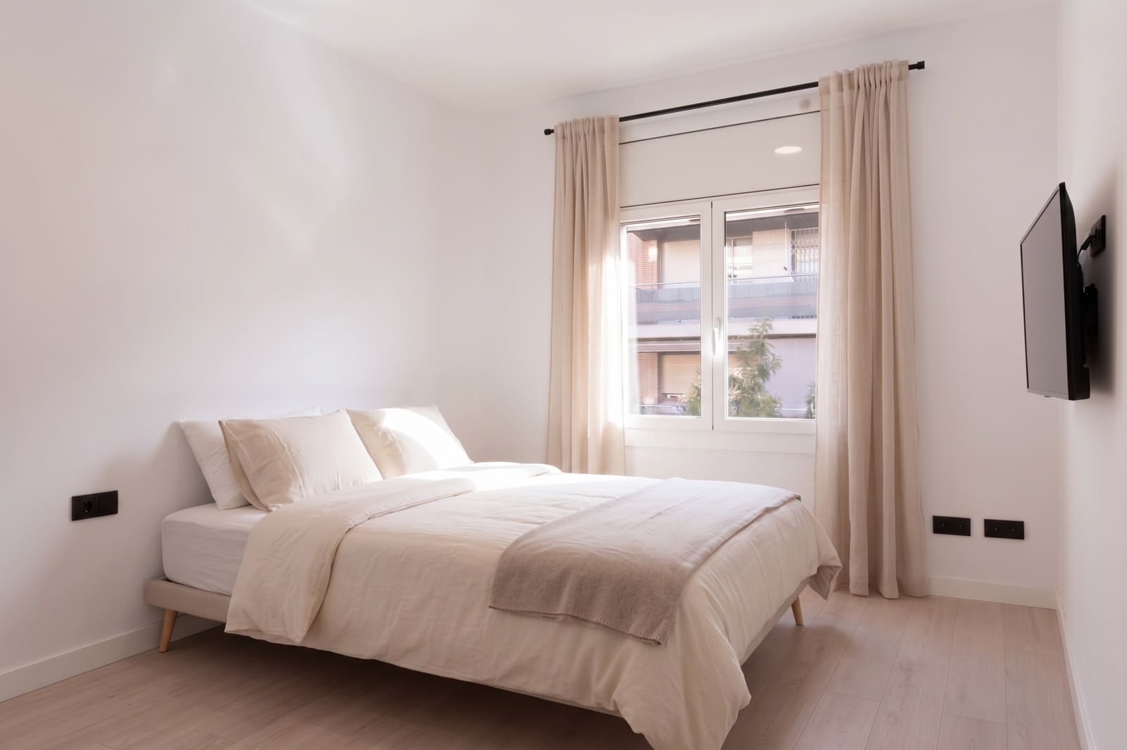 Piso de 3 habitaciones en Esplugues de Llobregat en venta - 349.000 € (Ref: 10094638)