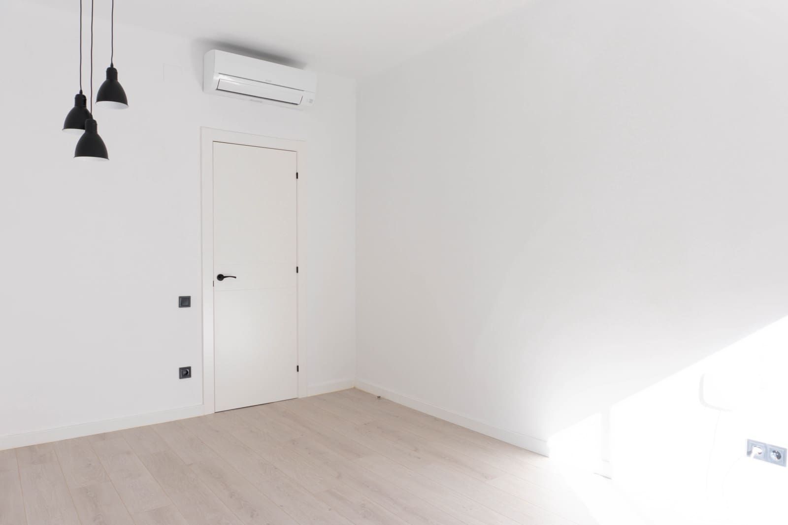 Piso de 3 habitaciones en Esplugues de Llobregat en venta - 349.000 € (Ref: 10094638)