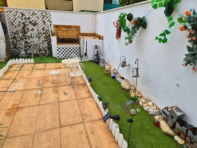 5 chambre Villa/Maison Mitoyenne à vendre à Binissalem avec garage - 670 000 € (Ref: 10157014)