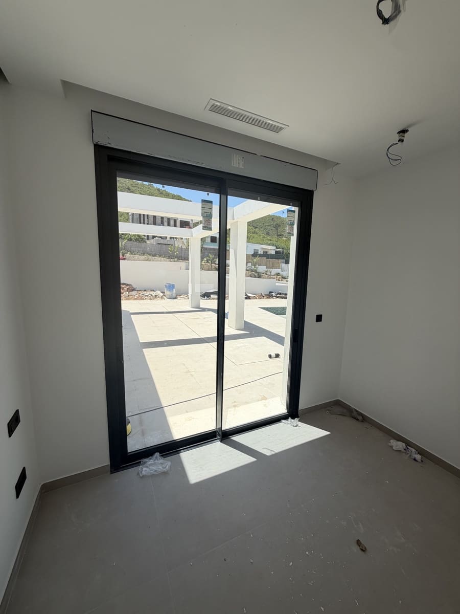 Chalet de 4 habitaciones en Javea / Xàbia en venta con piscina - 1.495.000 € (Ref: 10019765)