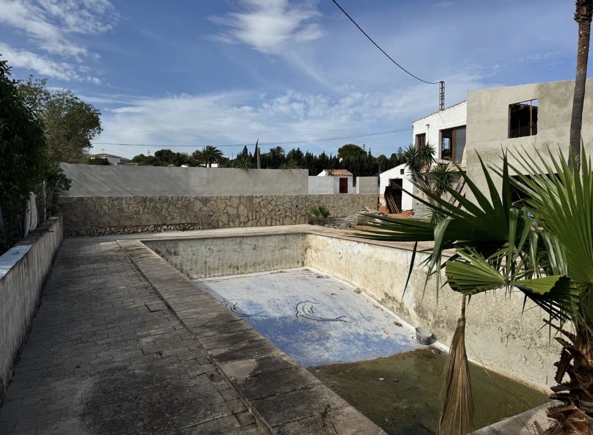 Commerciale in vendita in Javea / Xabia con piscina garage - 1.050.000 € (Rif: 10019769)