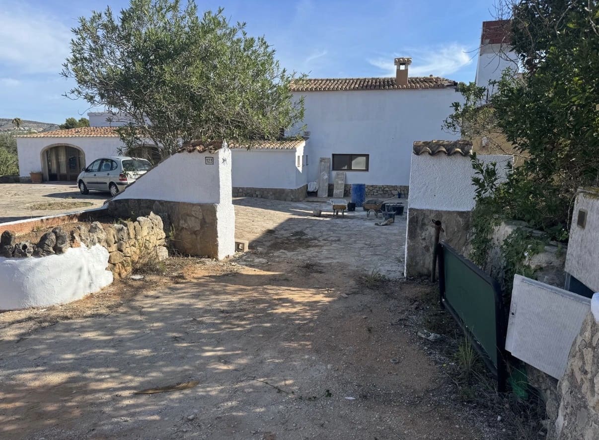 Commerciale in vendita in Javea / Xabia con piscina garage - 1.050.000 € (Rif: 10019769)