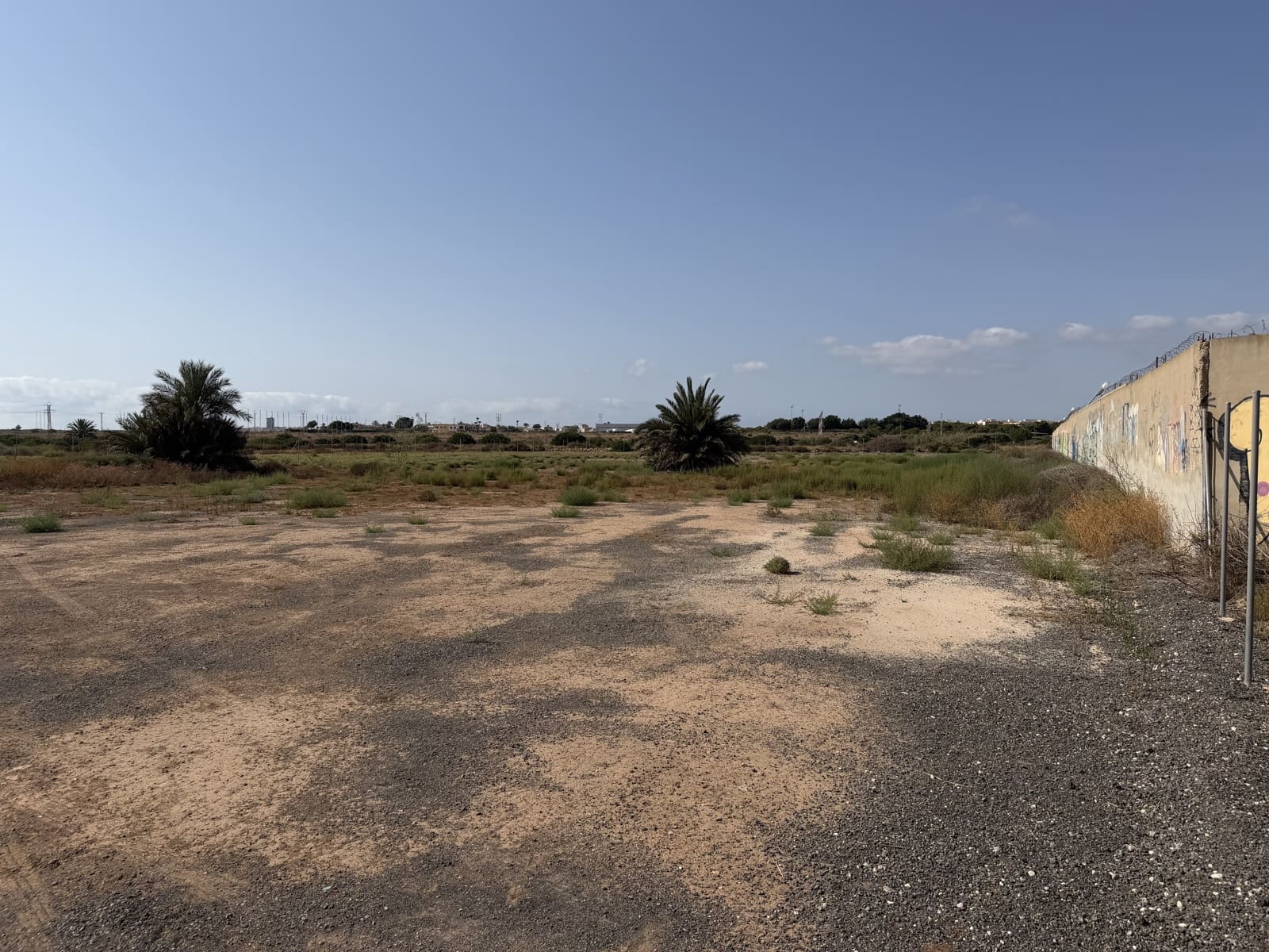Undeveloped Land for sale in Alicante / Alacant city - € 100,000 (Ref: 10019771)