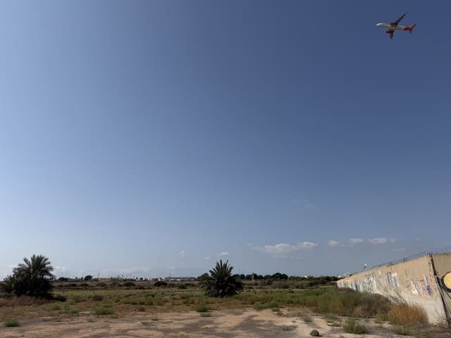 Undeveloped Land for sale in Alicante / Alacant city - € 100,000 (Ref: 10019771)