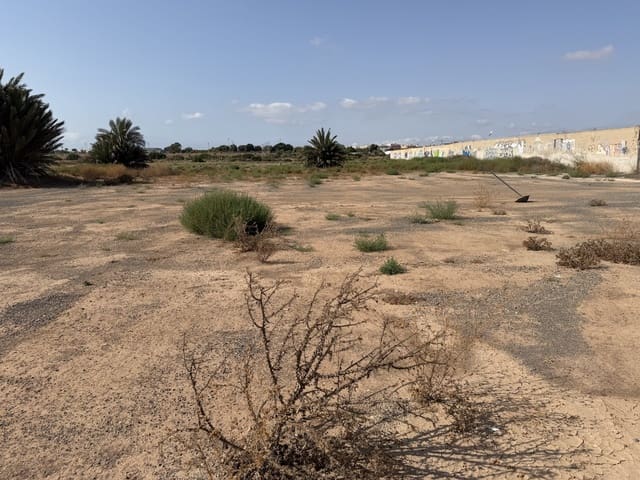 Undeveloped Land for sale in Alicante / Alacant city - € 100,000 (Ref: 10019771)