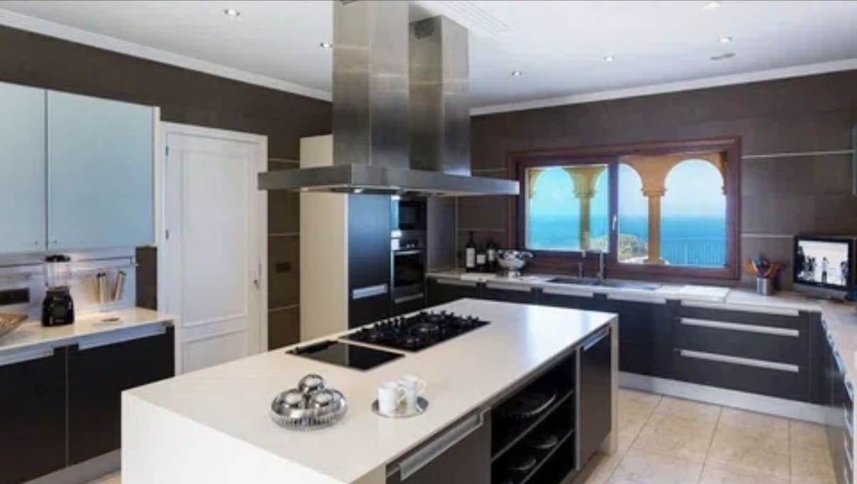 10 slaapkamer Villa te koop in Javea / Xabia met zwembad garage - € 7.850.000 (Ref: 10019773)