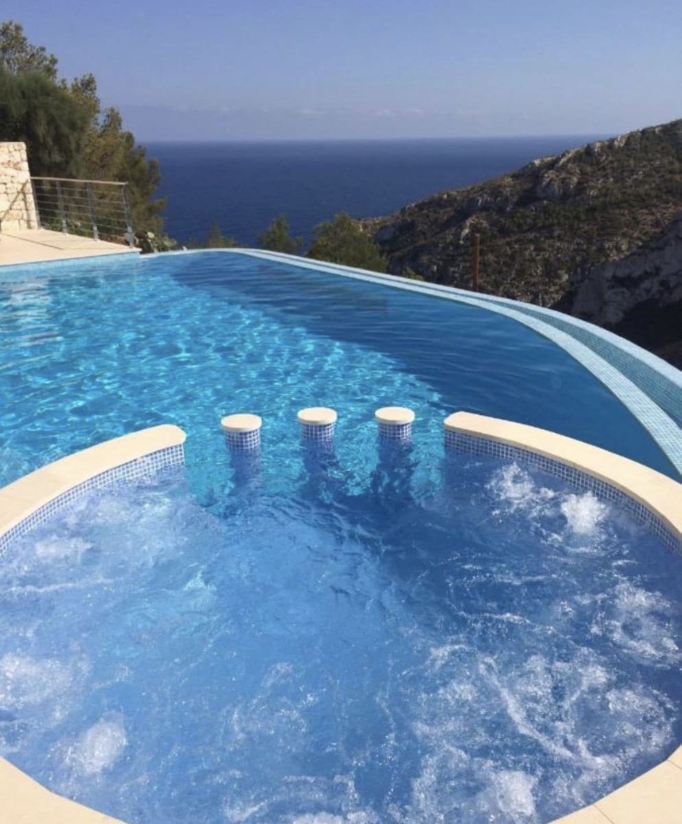 Chalet de 4 habitaciones en Javea / Xàbia en venta - 2.499.000 € (Ref: 10019780)