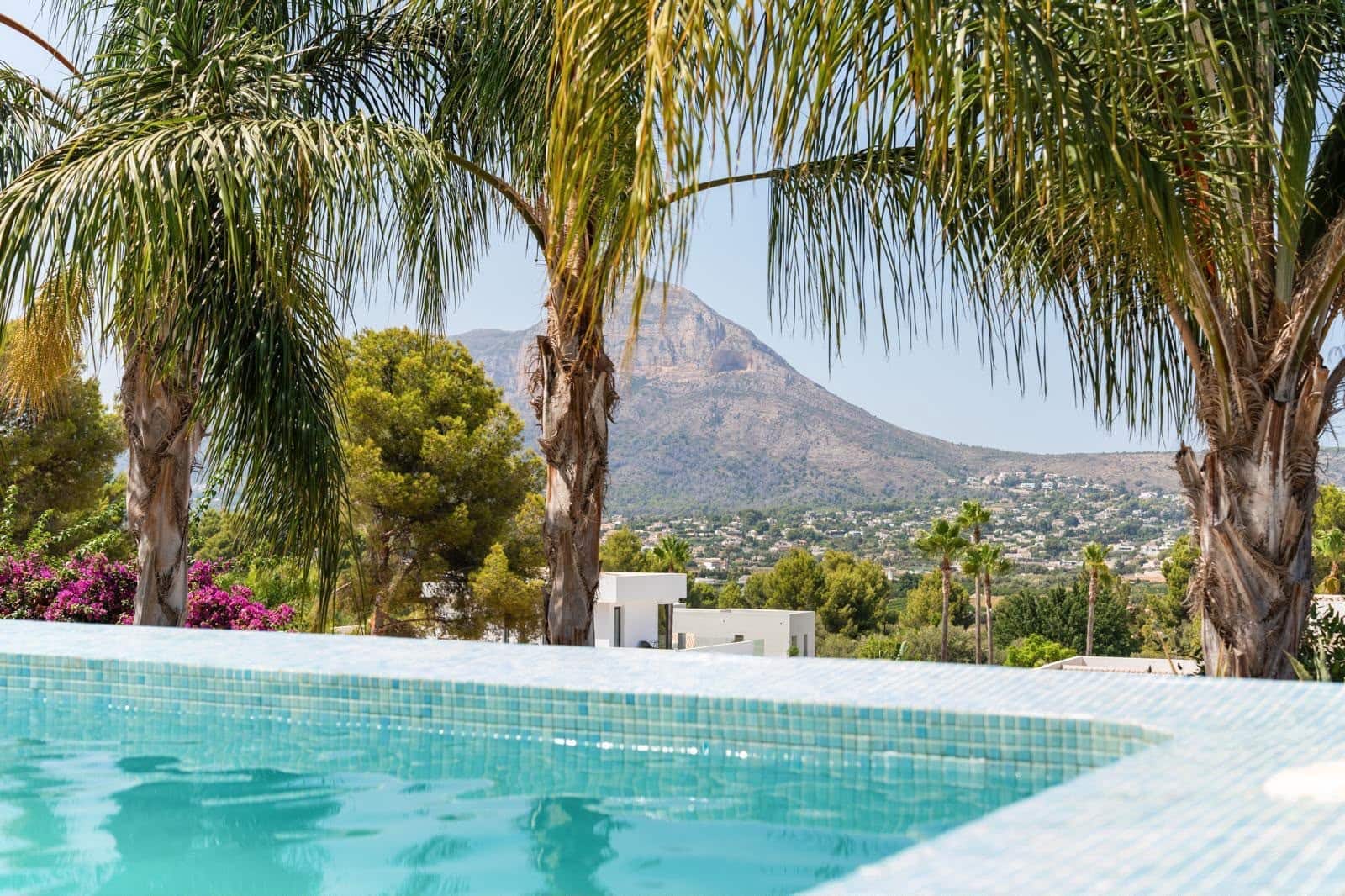 4 bedroom Villa for sale in Javea / Xabia with pool garage - € 1,150,000 (Ref: 10019838)