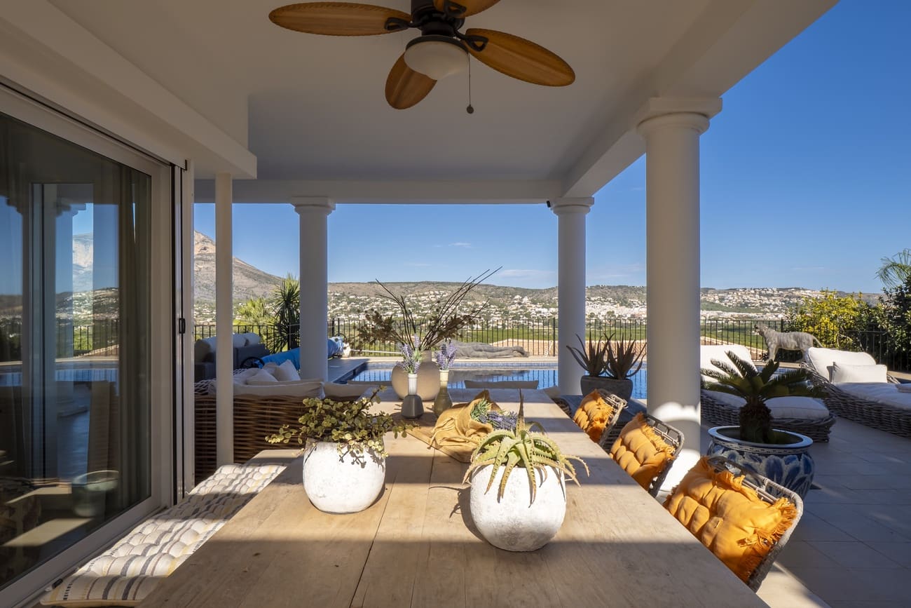 Chalet de 4 habitaciones en Javea / Xàbia en venta con piscina garaje - 1.400.000 € (Ref: 10019841)