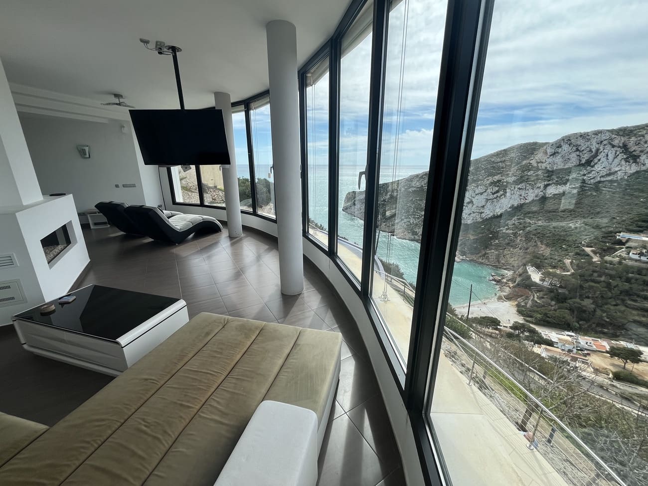 4 sypialnia Willa na sprzedaż w Javea / Xabia z basenem garażem - 2 495 000 € (Ref: 10019842)