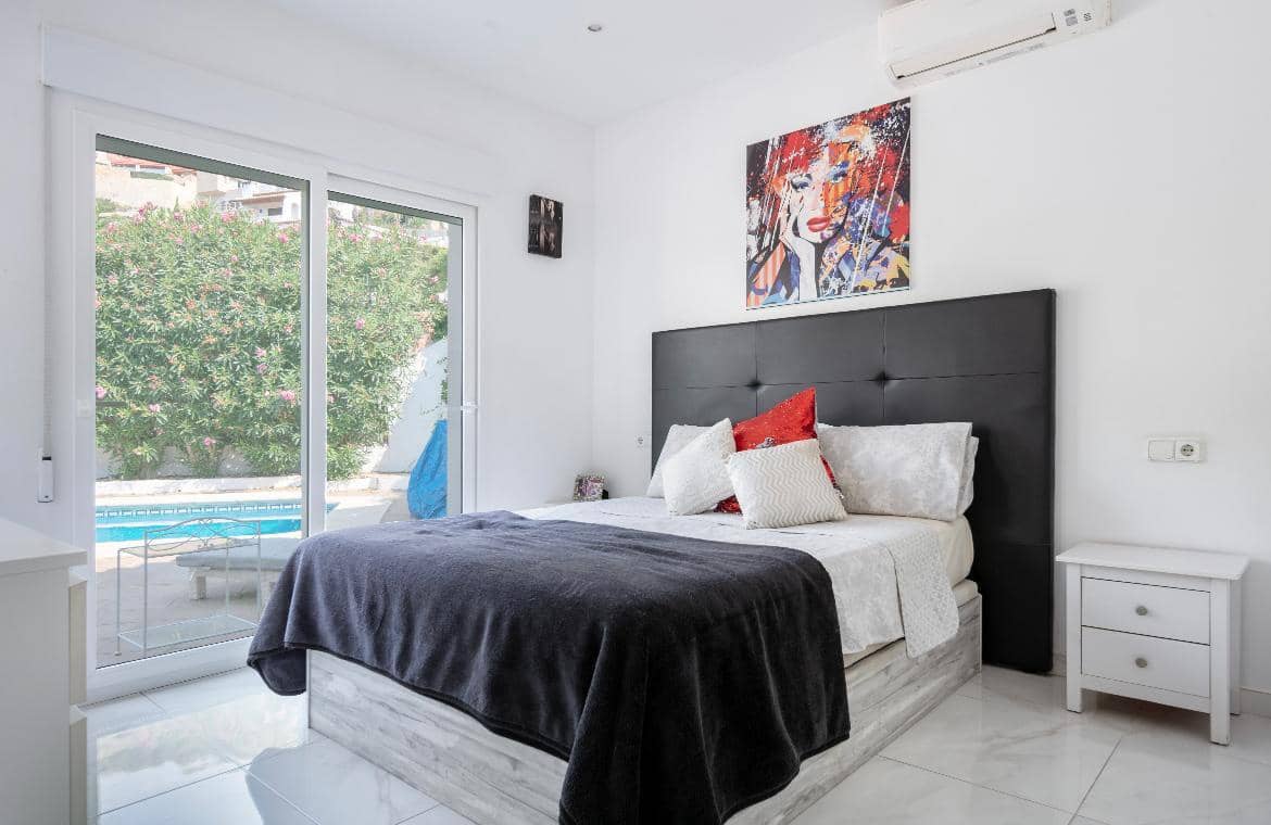 3 sypialnia Willa na sprzedaż w Javea / Xabia z basenem - 1 125 000 € (Ref: 10085027)