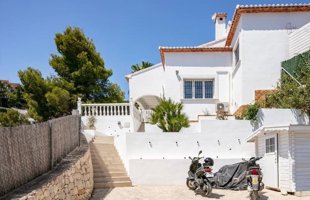 Chalet de 3 habitaciones en Montgó - Ermita, Javea / Xàbia en venta con piscina - 1.125.000 € (Ref: 10085027)