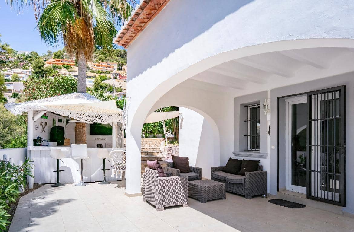 3 sypialnia Willa na sprzedaż w Javea / Xabia z basenem - 1 125 000 € (Ref: 10085027)