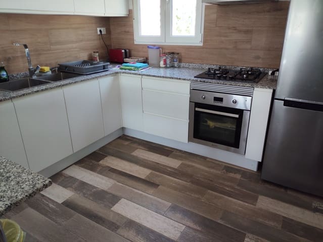 5 Zimmer Villa zu verkaufen in Torrent mit Pool Garage - 245.000 € (Ref: 10027556)