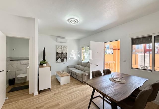2 sypialnia Dom do wynajęcia w El Chaparral - La Siesta - La Torreta, Torrevieja z basenem garażem - 1 200 € (Ref: 10095377)