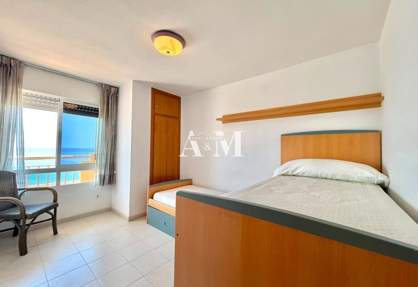 Apartamento Playa de 2 habitaciones en Dehesa de Campoamor en alquiler con piscina garaje - 800 € (Ref: 10095378)