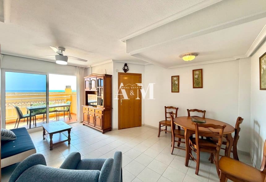Apartamento Playa de 2 habitaciones en Dehesa de Campoamor en alquiler con piscina garaje - 800 € (Ref: 10095378)