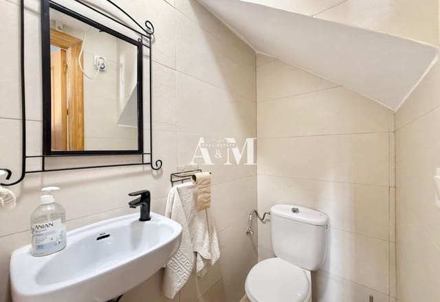 Casa de 5 habitaciones en Playa Tamarit - Playa Lissa, Santa Pola en alquiler - 1.400 € (Ref: 10095380)