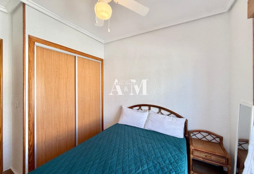 Casa de 5 habitaciones en Santa Pola en alquiler - 1.400 € (Ref: 10095380)