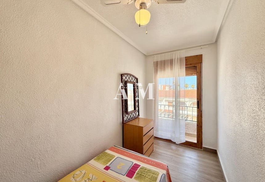 Casa de 5 habitaciones en Santa Pola en alquiler - 1.400 € (Ref: 10095380)