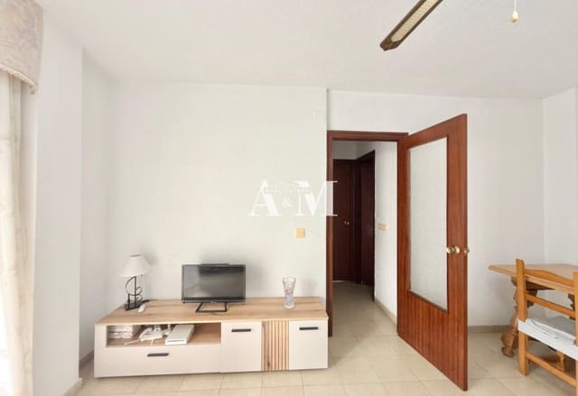 2 quarto Apartamento de Praia para arrendar em Playa del Acequión, Torrevieja com garagem - 800 € (Ref: 10095382)