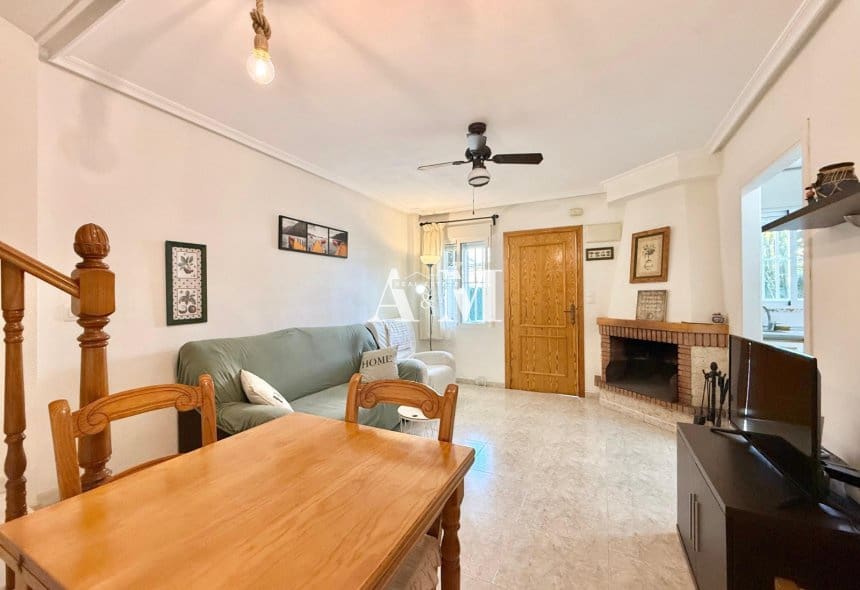 2 slaapkamer Strandappartement te huur in Santa Pola - € 850 (Ref: 10095385)