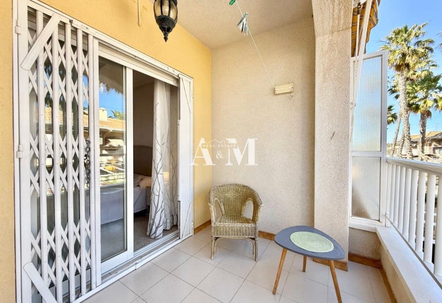2 slaapkamer Strandappartement te huur in Santa Pola - € 850 (Ref: 10095385)