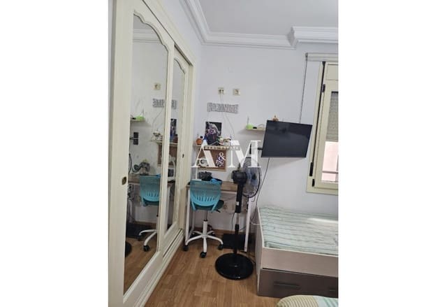 3 makuuhuone Huoneisto vuokrattavana paikassa Zona Pueblo, Guardamar del Segura - 1 100 € (Ref: 10095386)
