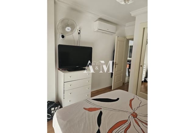 3 makuuhuone Huoneisto vuokrattavana paikassa Zona Pueblo, Guardamar del Segura - 1 100 € (Ref: 10095386)