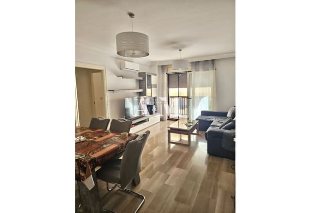 3 makuuhuone Huoneisto vuokrattavana paikassa Zona Pueblo, Guardamar del Segura - 1 100 € (Ref: 10095386)